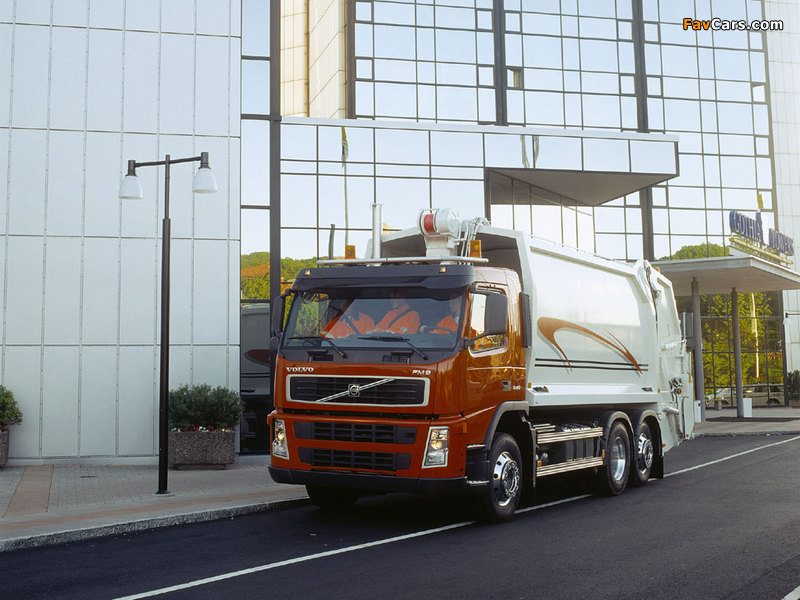 Pictures of Volvo FM9 6x2 Rolloffcon 2003–05 (800 x 600)