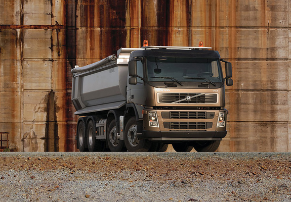 Pictures of Volvo FM 8x4 Tipper 2008–10