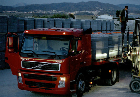 Volvo FM12 4x2 2003–05 pictures