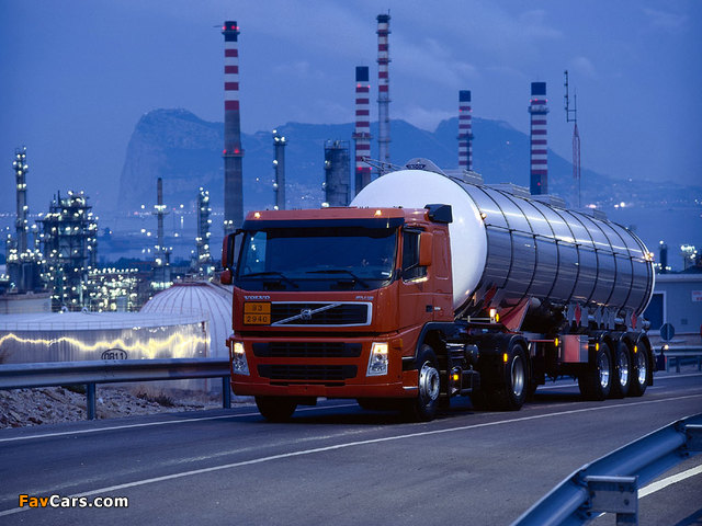 Volvo FM12 4x2 2003–05 wallpapers (640 x 480)