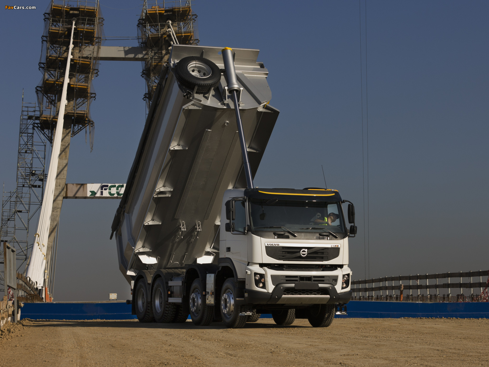 Pictures of Volvo FMX 8x4 2010 (1600 x 1200)