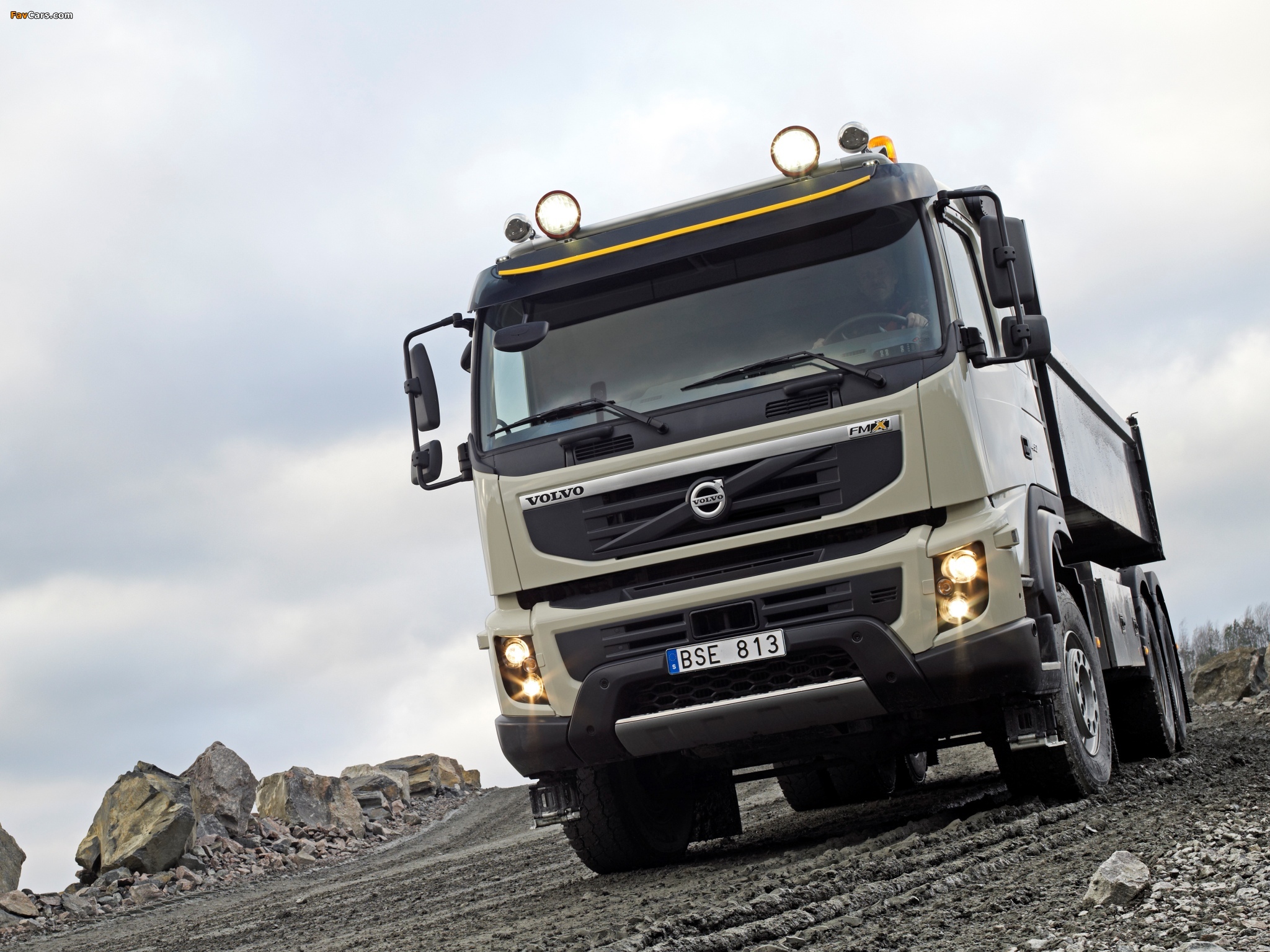 Pictures of Volvo FMX 6x4 2010 (2048 x 1536)