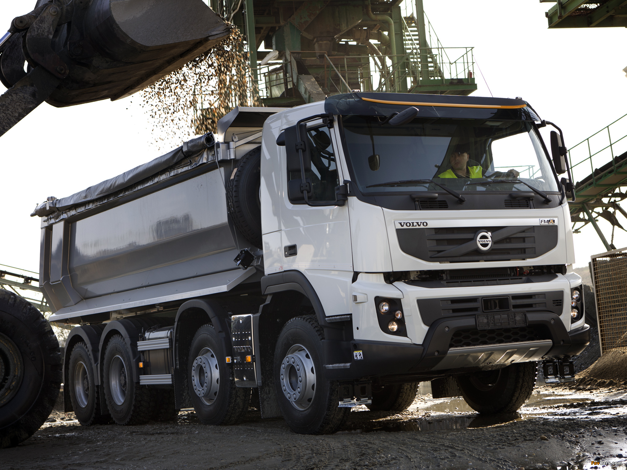 Volvo FMX 8x4 2010 images (2048 x 1536)