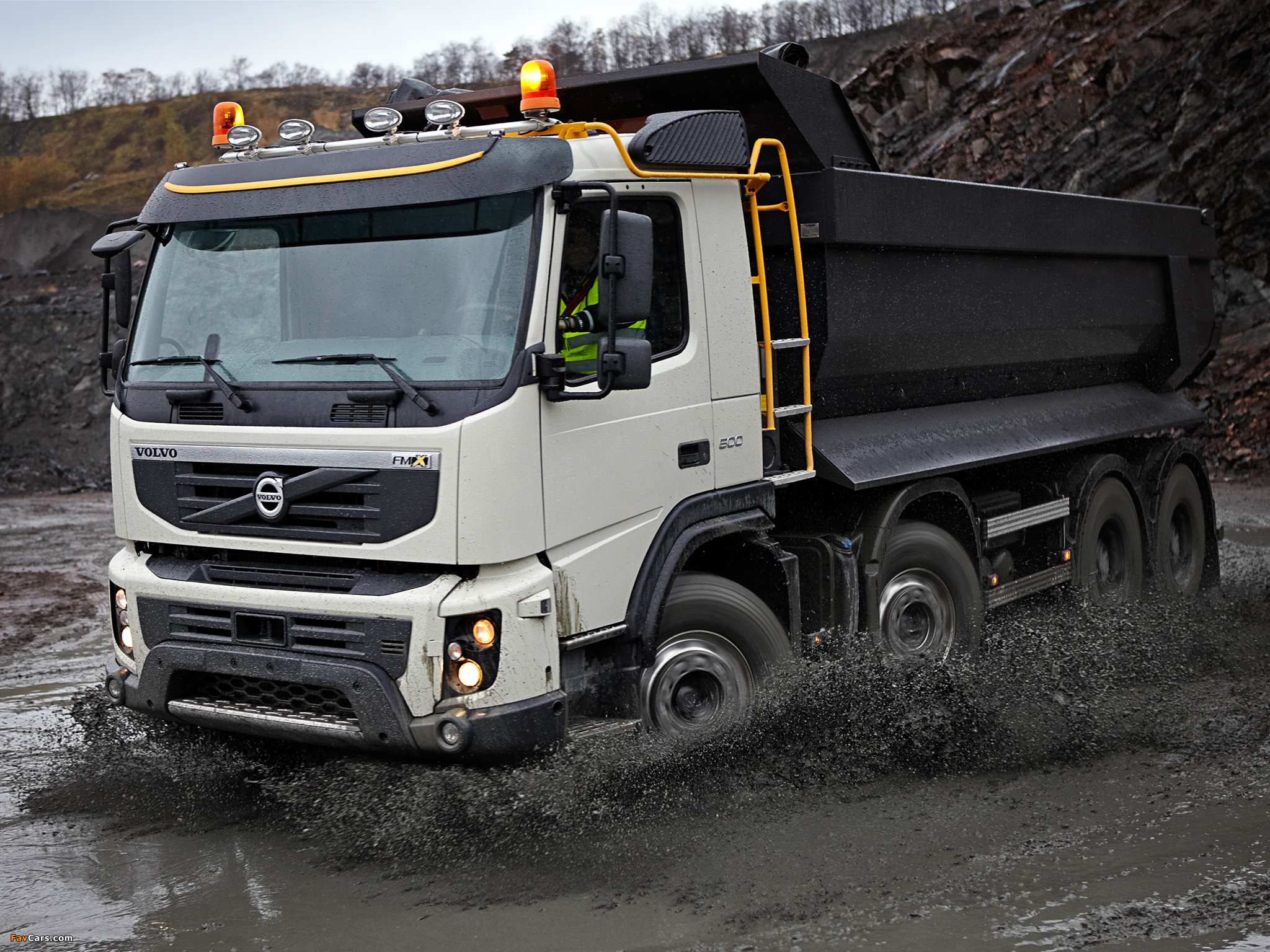 Volvo FMX 8x4 2010 images (2048 x 1536)