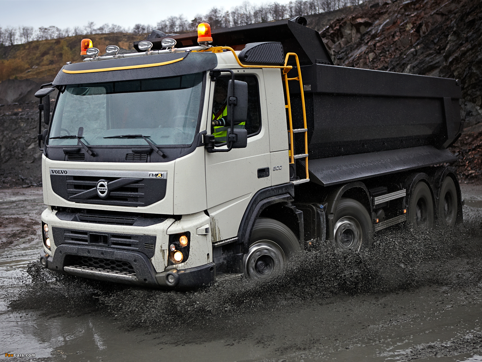 Volvo FMX 8x4 2010 images (1600 x 1200)