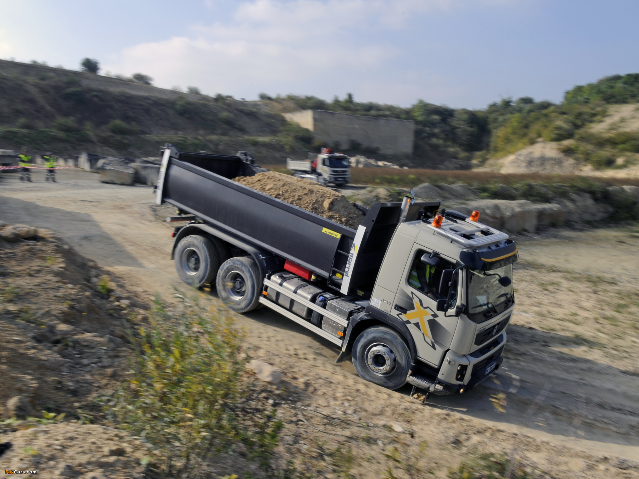 Volvo FMX 6x4 2010 pictures (2048 x 1536)