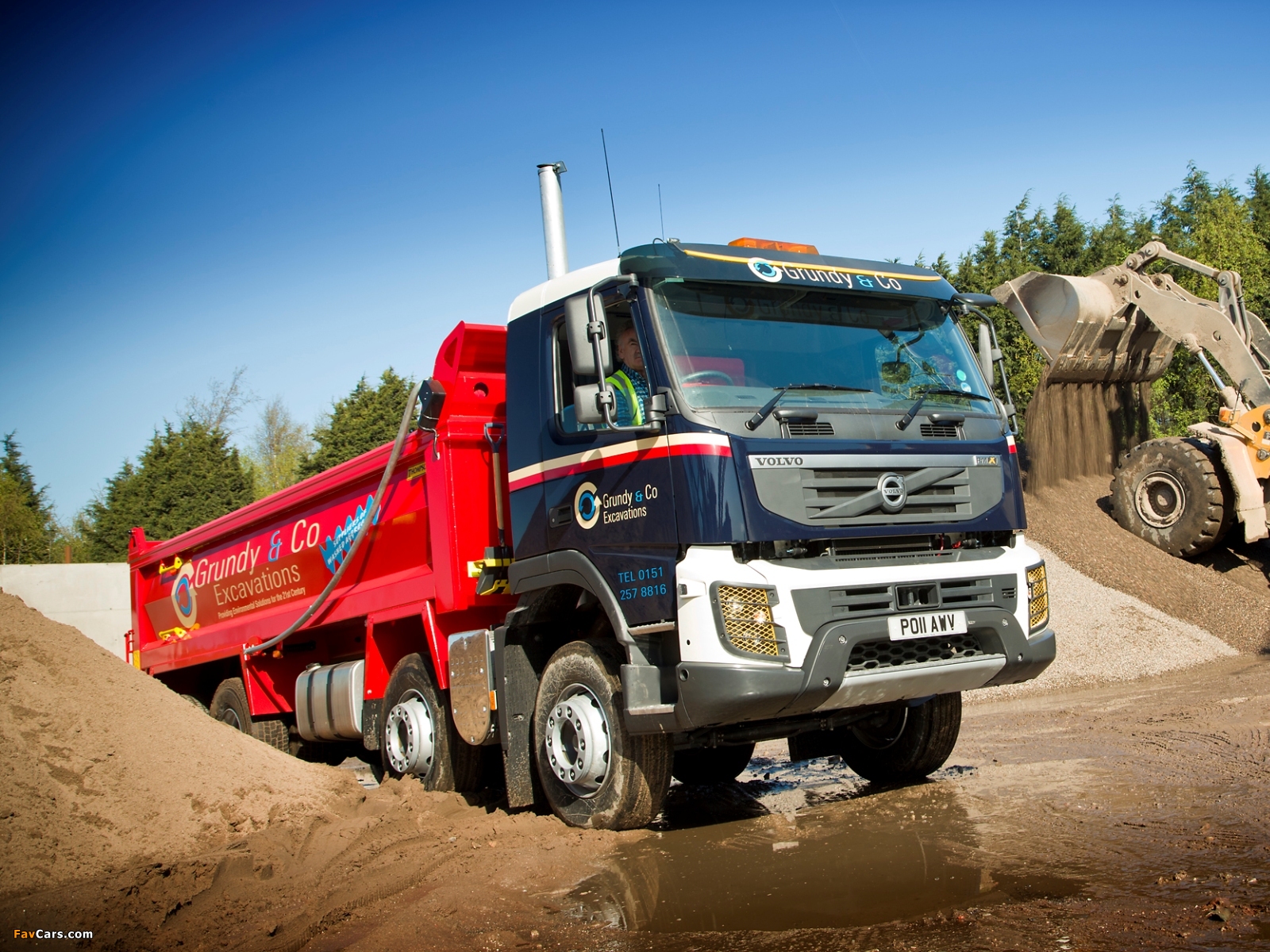 Volvo FMX 8x4 UK-spec 2010–13 wallpapers (1600 x 1200)