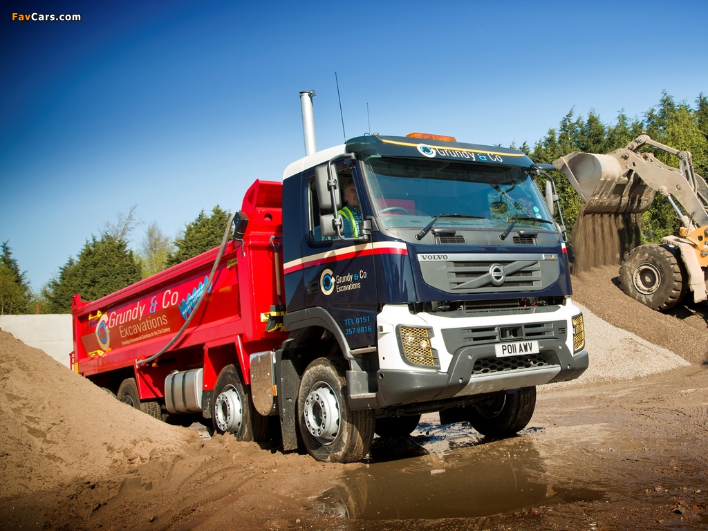 Volvo FMX 8x4 UK-spec 2010–13 wallpapers (1024 x 768)