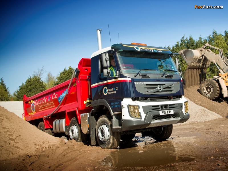 Volvo FMX 8x4 UK-spec 2010–13 wallpapers (800 x 600)