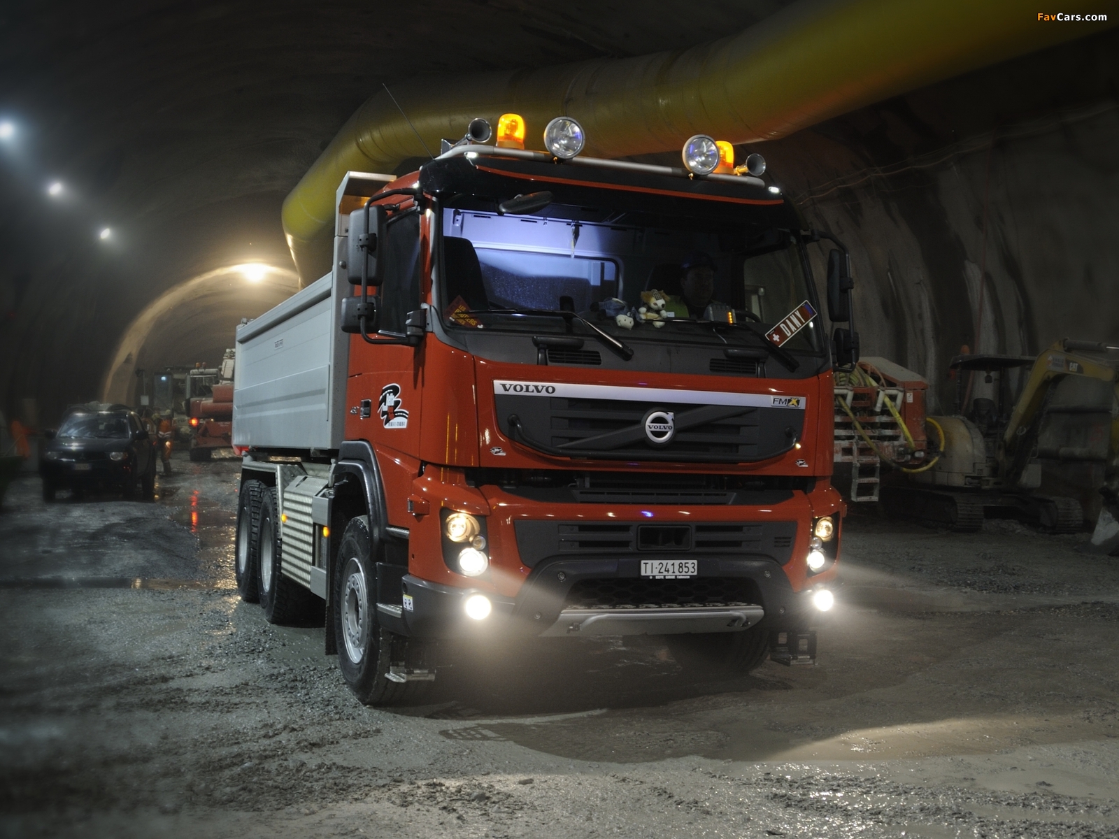 Volvo FMX 6x4 2010 wallpapers (1600 x 1200)