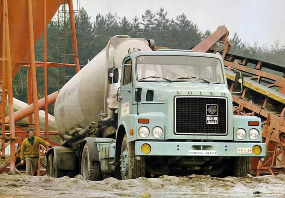 Pictures of Volvo N12 1973–89