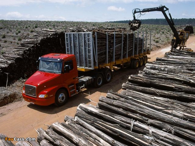 Volvo NH 6x4 1996–2002 images (640 x 480)