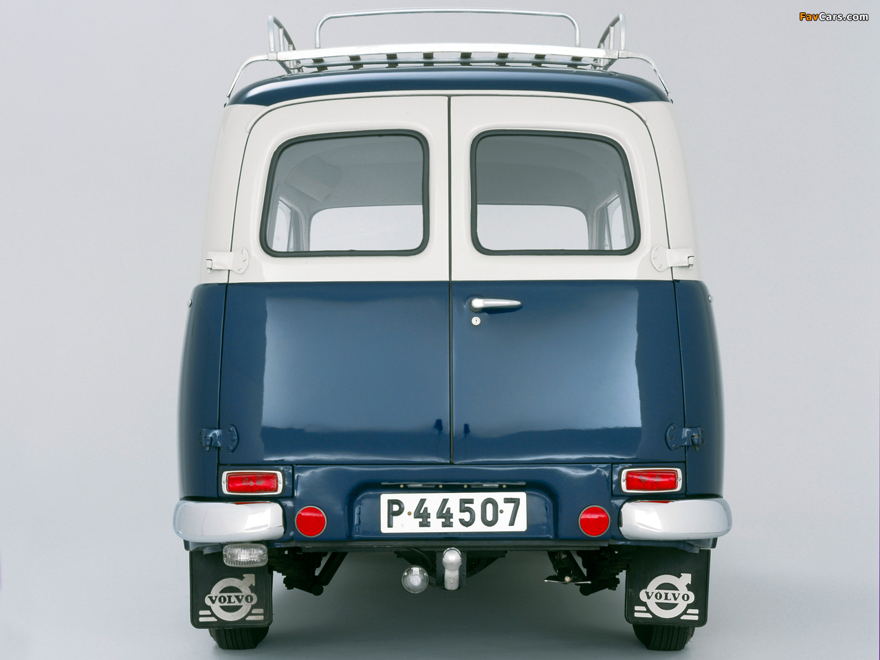 Volvo PV445 Duett 1958 images (1280 x 960)
