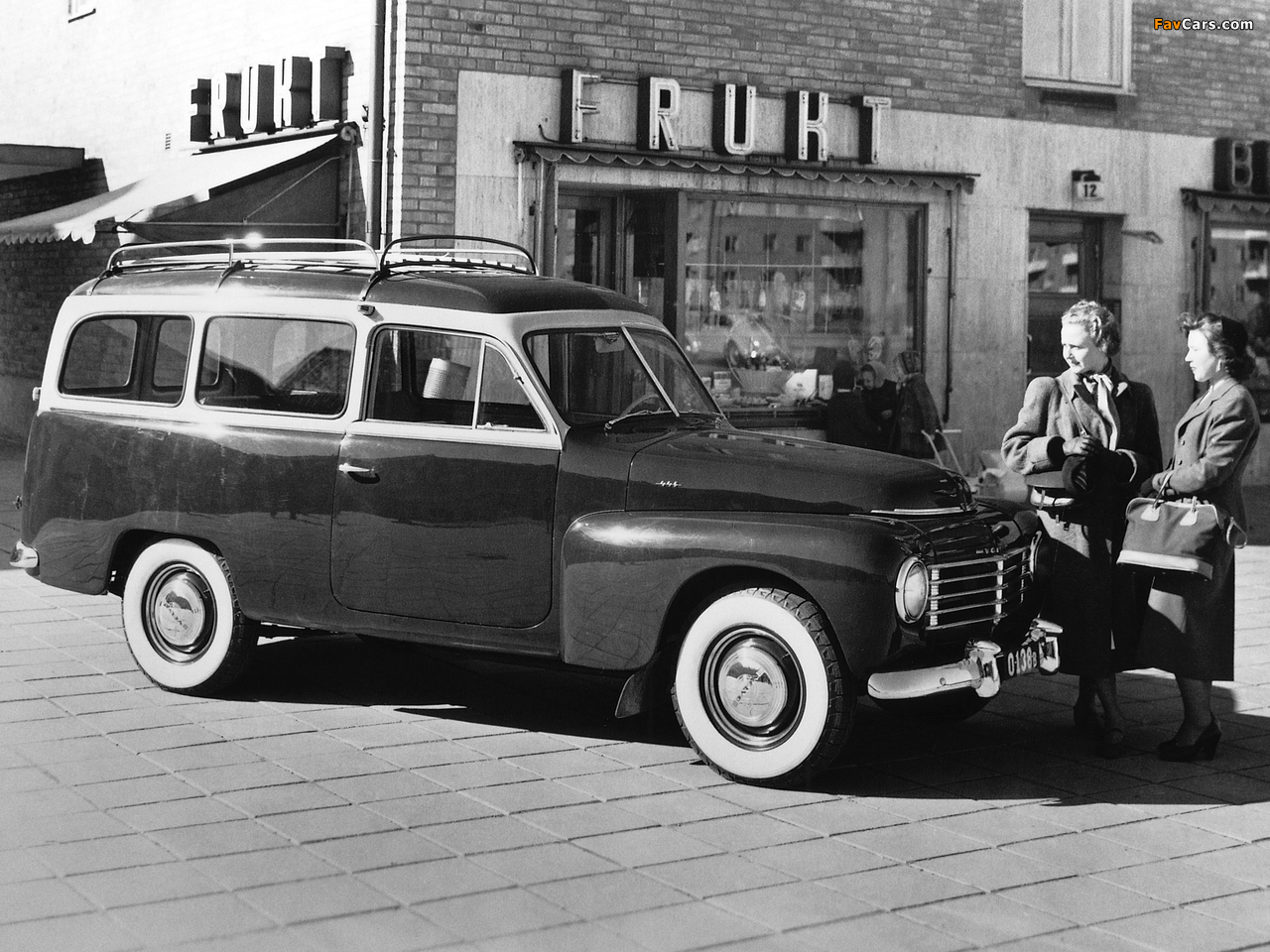Volvo PV445DH images (1280 x 960)