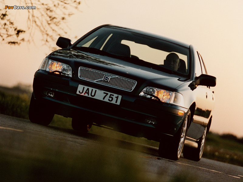 Images of Volvo S40 1999–2002 (800 x 600)