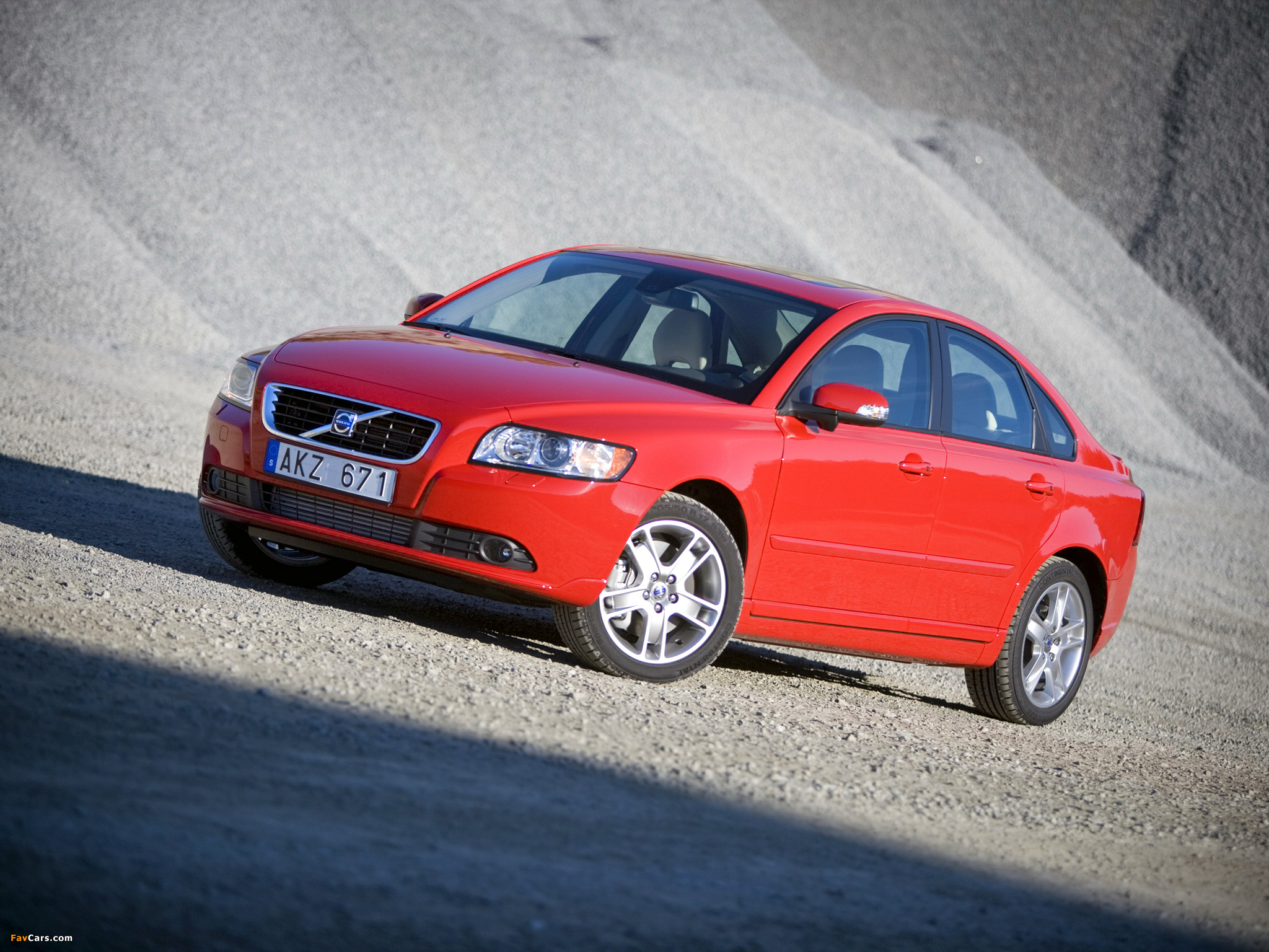 Images of Volvo S40 T5 2007–09 (2048 x 1536)