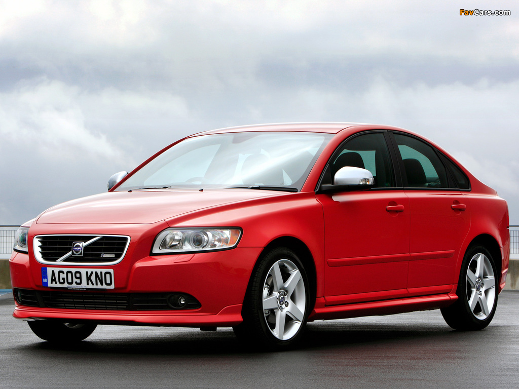 Images of Volvo S40 R-Design UK-spec 2008–09 (1024 x 768)