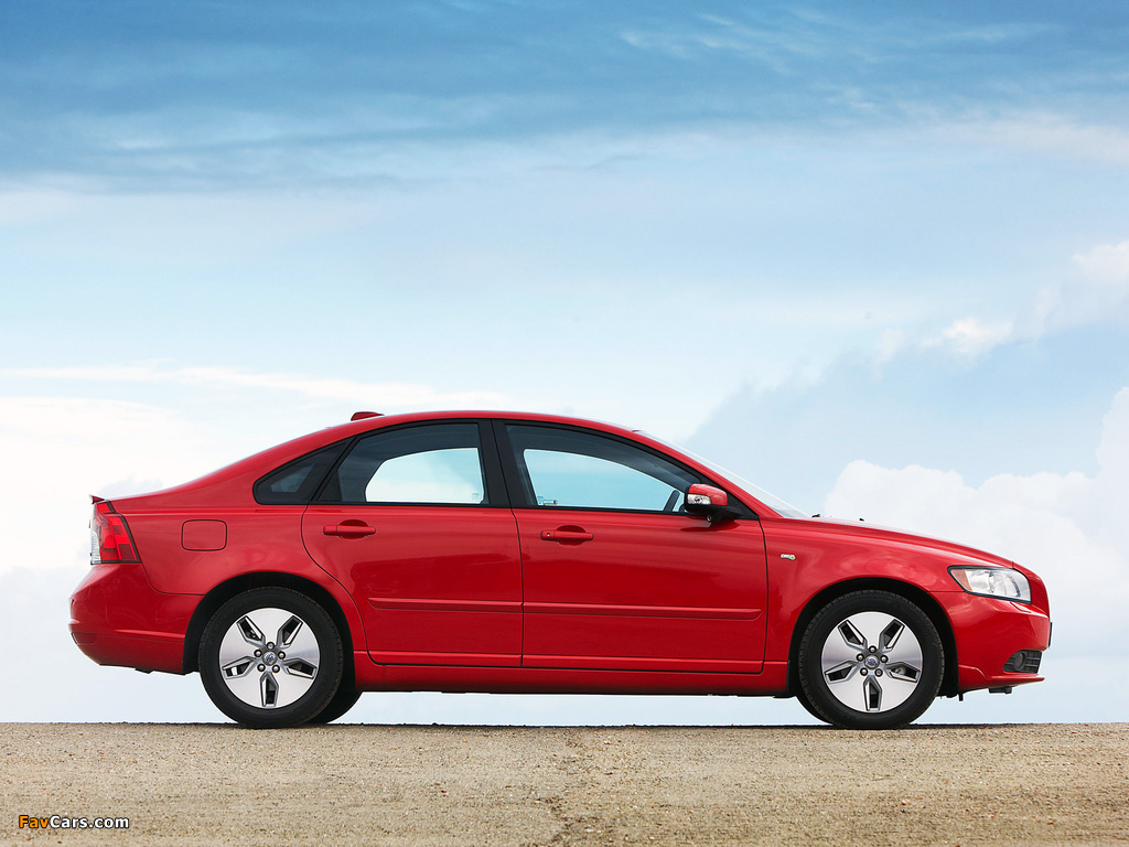 Images of Volvo S40 DRIVe UK-spec 2009 (1024 x 768)