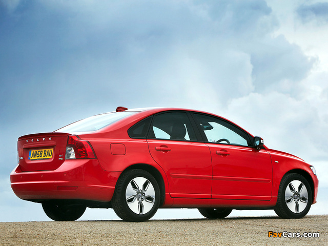 Images of Volvo S40 DRIVe UK-spec 2009 (640 x 480)