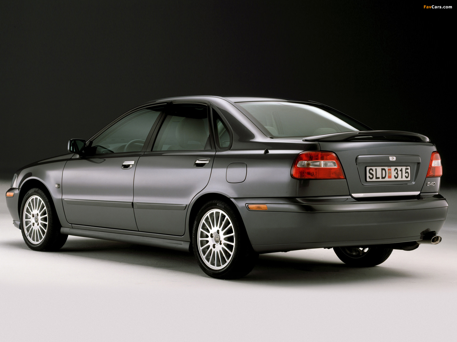 Photos of Volvo S40 2002–04 (1600 x 1200)