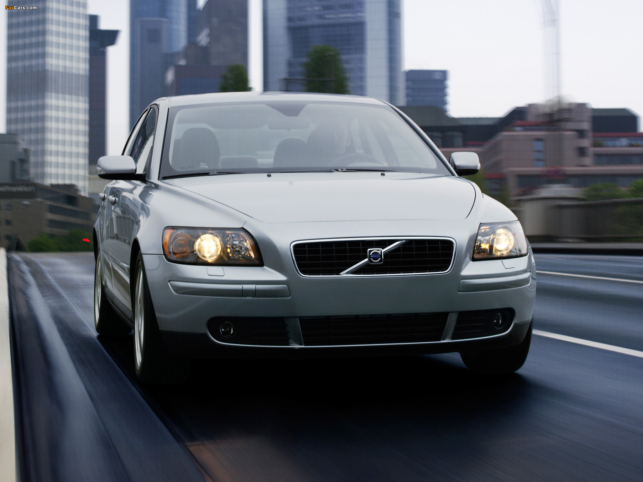 Photos of Volvo S40 D5 2004–07 (2048 x 1536)