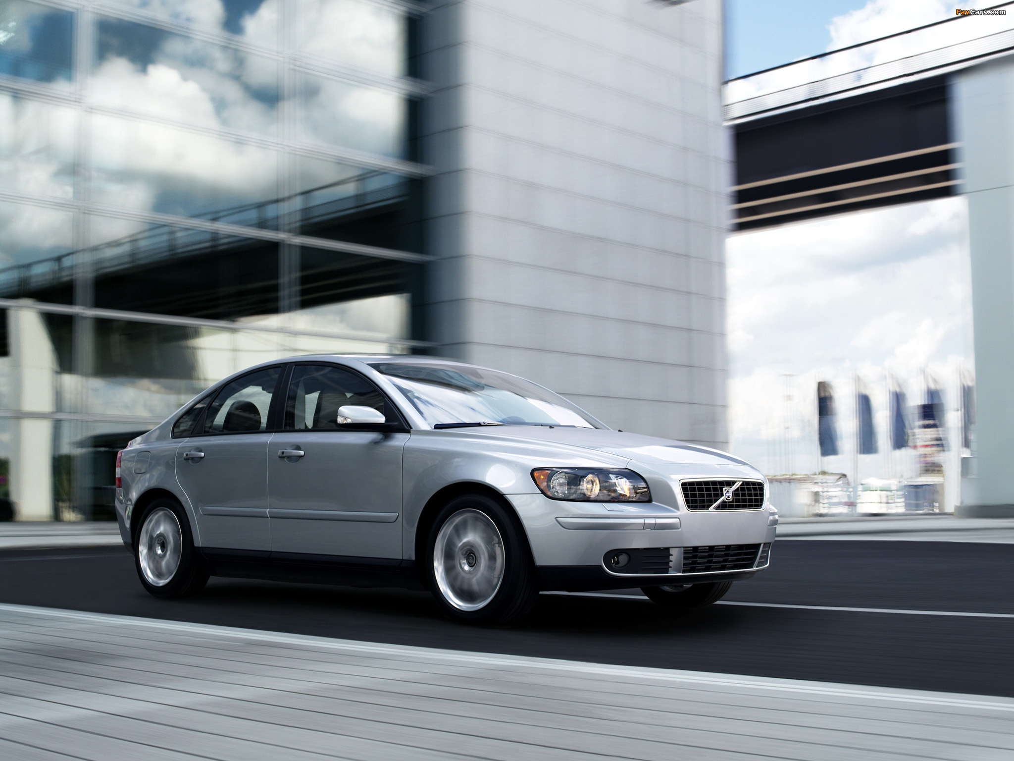 Photos of Volvo S40 D5 2004–07 (2048 x 1536)