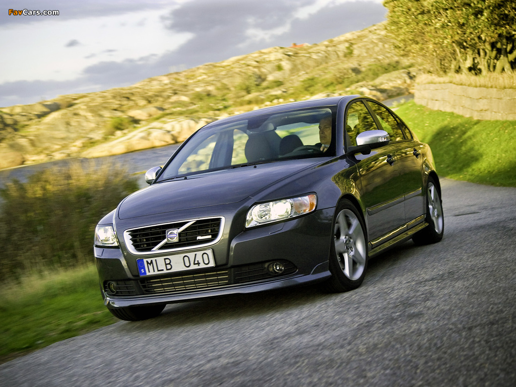 Photos of Volvo S40 R-Design 2008–09 (1024 x 768)