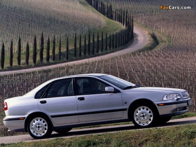 Pictures of Volvo S40 1996–99 (640 x 480)