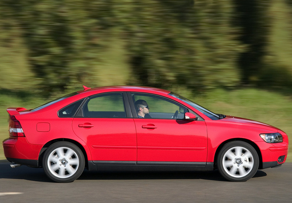 Pictures of Volvo S40 T5 AU-spec 2004–07