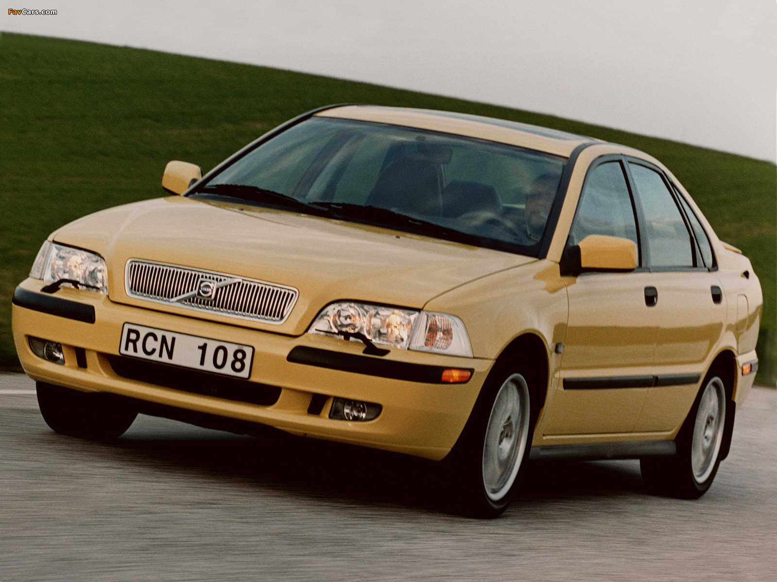 Volvo S40 1999–2002 images (1600 x 1200)
