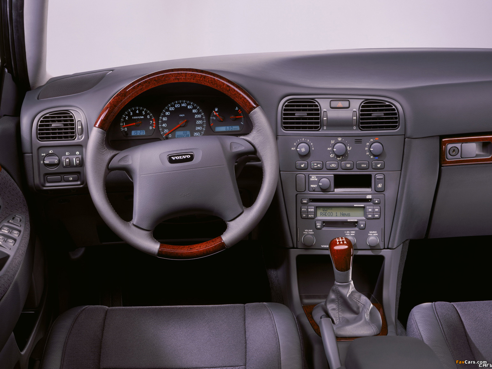 Volvo S40 1999–2002 images (1600 x 1200)