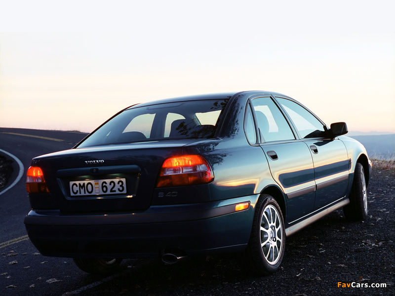 Volvo S40 1999–2002 pictures (800 x 600)
