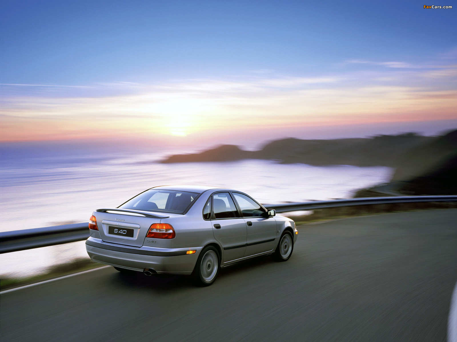 Volvo S40 1999–2002 pictures (1600 x 1200)