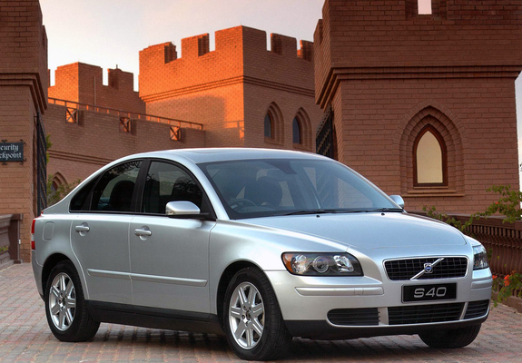 Volvo S40 ZA-spec 2004–07 images