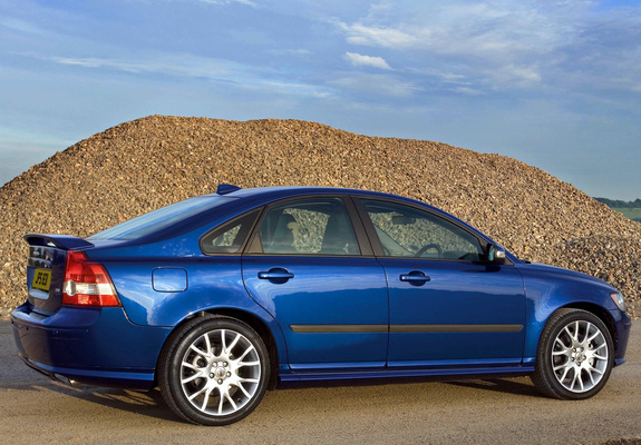 Volvo S40 D5 UK-spec 2004–07 photos