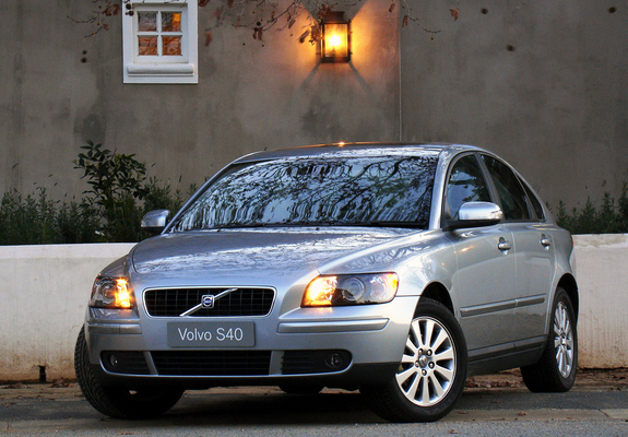 Volvo S40 ZA-spec 2004–07 photos