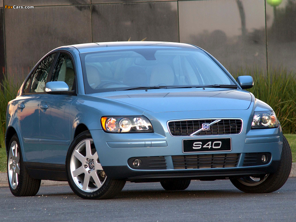 Volvo S40 T5 ZA-spec 2004–07 pictures (1024 x 768)