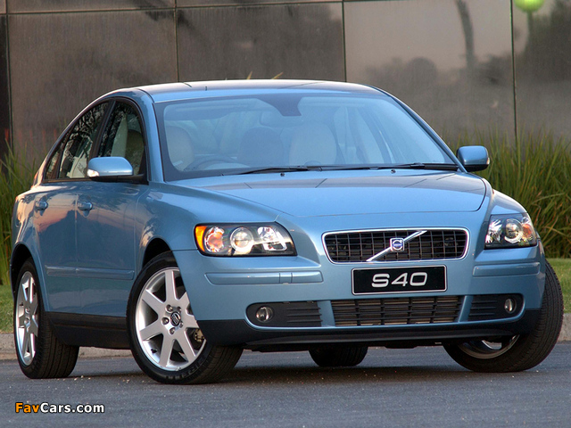 Volvo S40 T5 ZA-spec 2004–07 pictures (640 x 480)