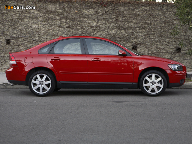 Volvo S40 T5 AWD AU-spec 2004–07 wallpapers (640 x 480)