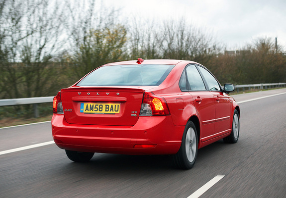 Volvo S40 DRIVe UK-spec 2009 photos