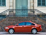 Volvo S40 D4 2010–12 pictures