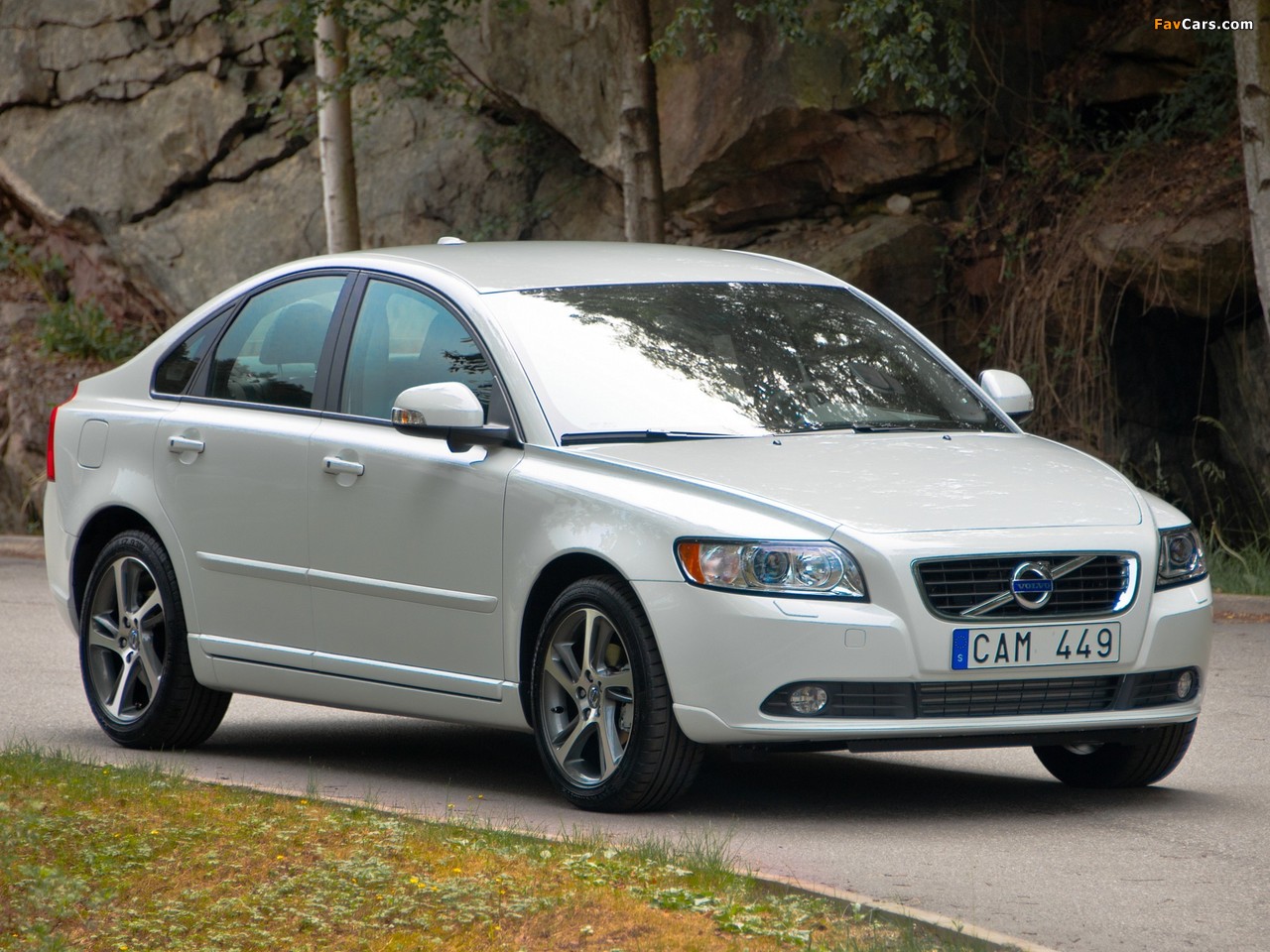 Volvo S40 Classic 2011 pictures (1280 x 960)