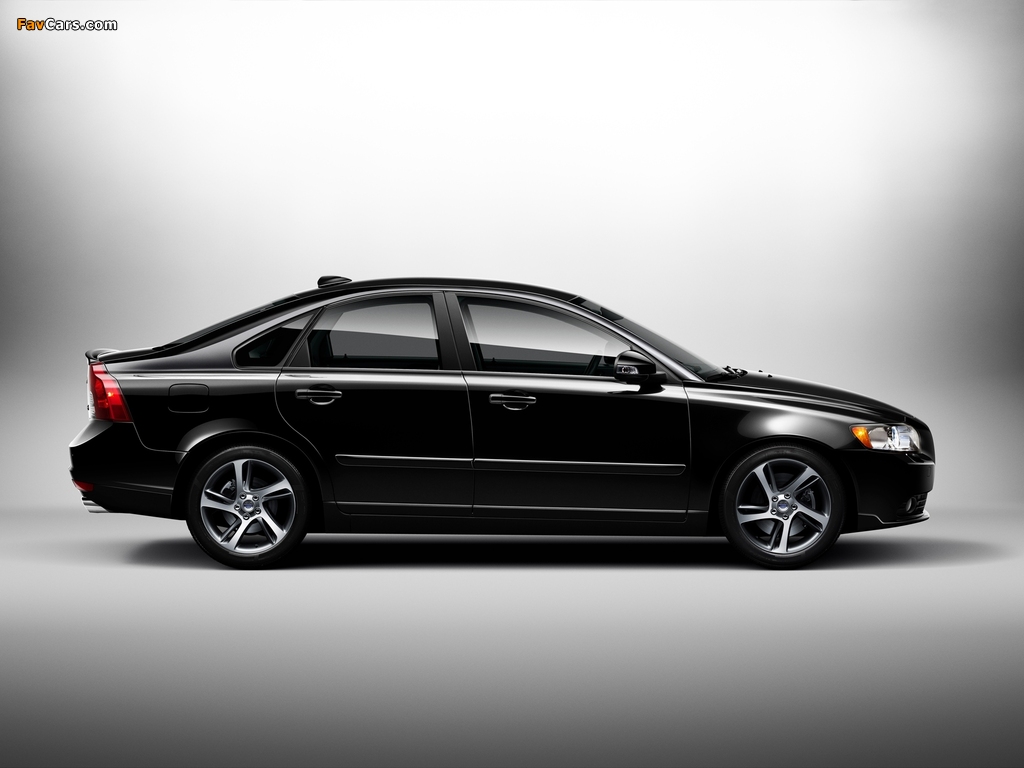 Volvo S40 Classic 2011 wallpapers (1024 x 768)