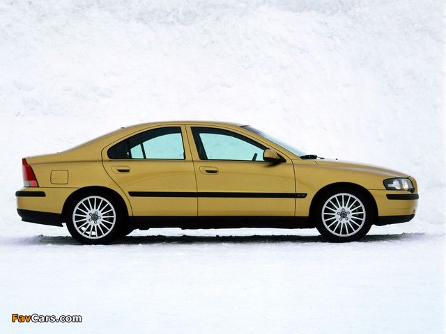 Images of Volvo S60 T5 2001–04 (640 x 480)