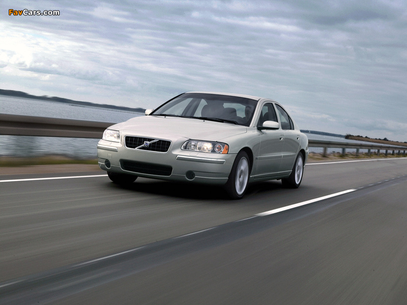 Images of Volvo S60 T5 2005–07 (800 x 600)
