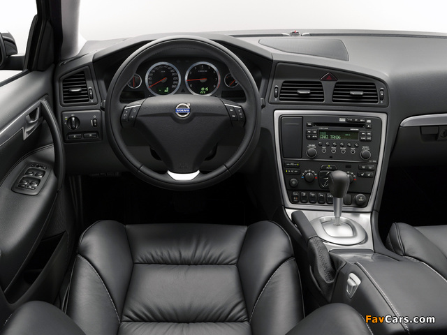 Images of Volvo S60 T5 2007–08 (640 x 480)