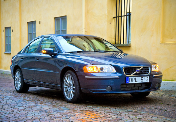Images of Volvo S60 2007–09
