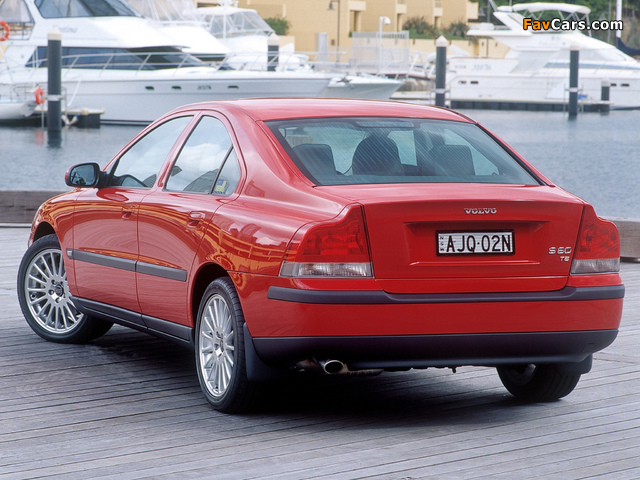 Photos of Volvo S60 T5 AU-spec 2001–04 (640 x 480)