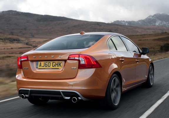 Photos of Volvo S60 D5 R-Design UK-spec 2010–13