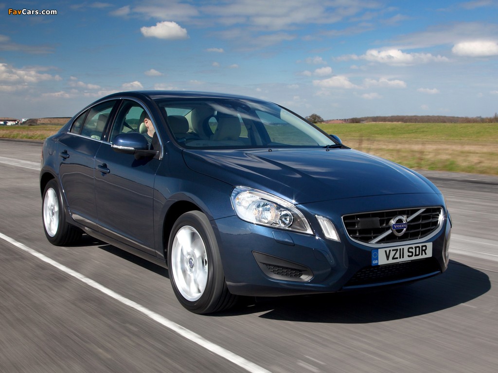 Photos of Volvo S60 DRIVe UK-spec 2011–13 (1024 x 768)